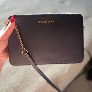 Authentic Michael kors purse